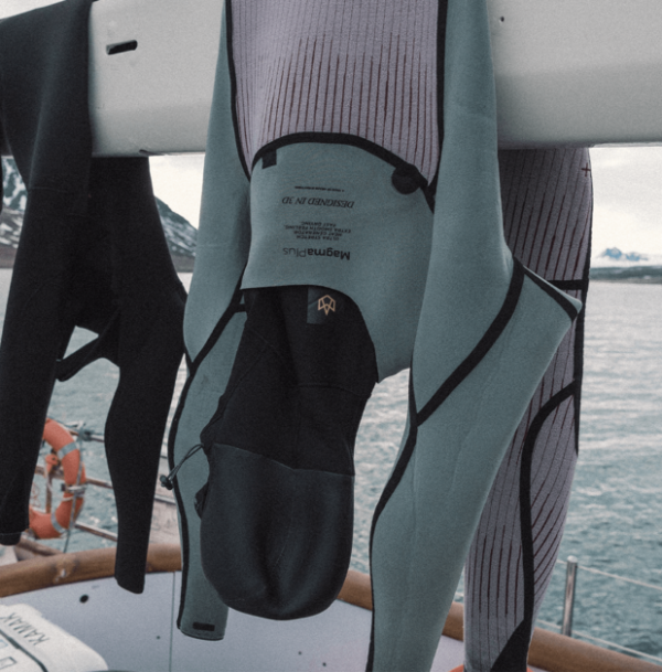 Galerie-Men-MAGMA-Hodded-FZ-543-E-cf2a6f06.png MANERA MAGMA STEAMER HOODED - 5.4.3 MEN