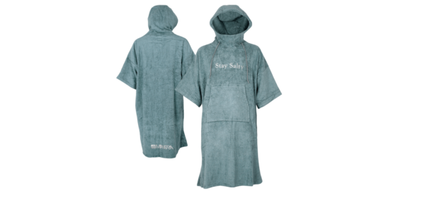 Manera Winter Poncho